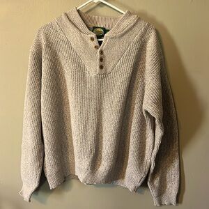 Cabelas button front sweater. Unisex. Size XL. In very good condition